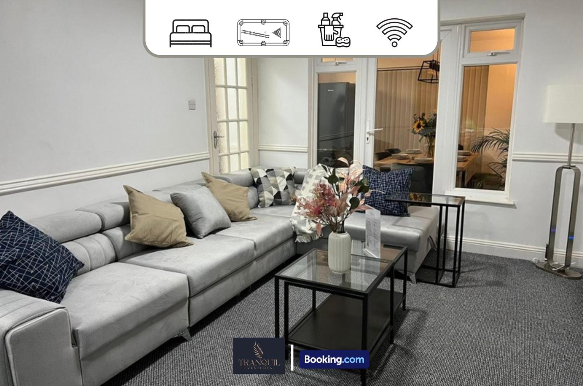 4 Bdr By Tranquil Ventures Short Lets & Serviced Cowley With Games Area, On-site Parking,
